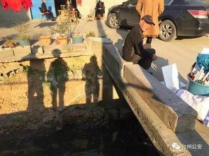 穿警服吃瓜,一幕别开生面的夏日警民互动